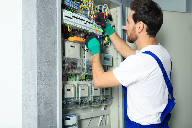 Best Licensed Electrician  in Springdale, PA